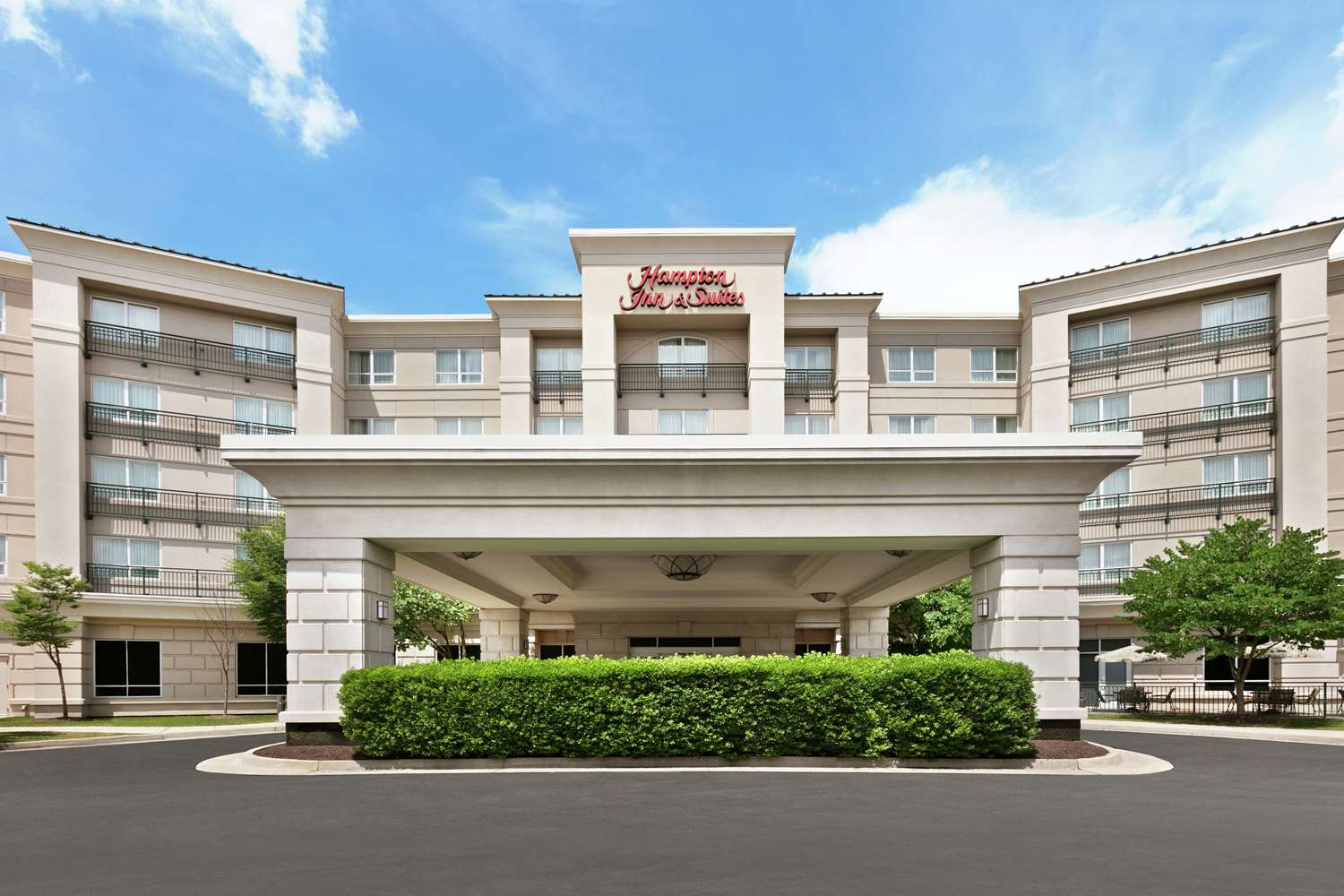 Hampton Inn & Suites Washington-Dulles International Airport 2