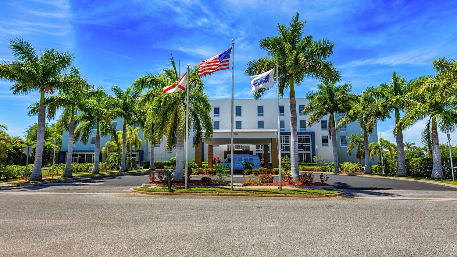 Hampton Inn & Suites Sarasota/Bradenton-Airport, FL 1
