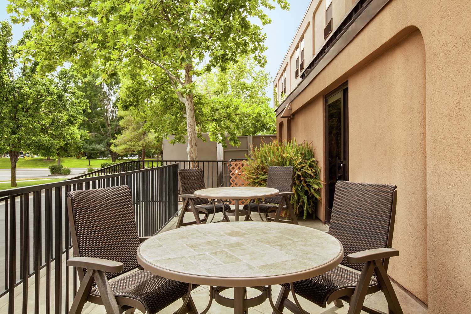 Hampton Inn Sacramento/Rancho Cordova 2
