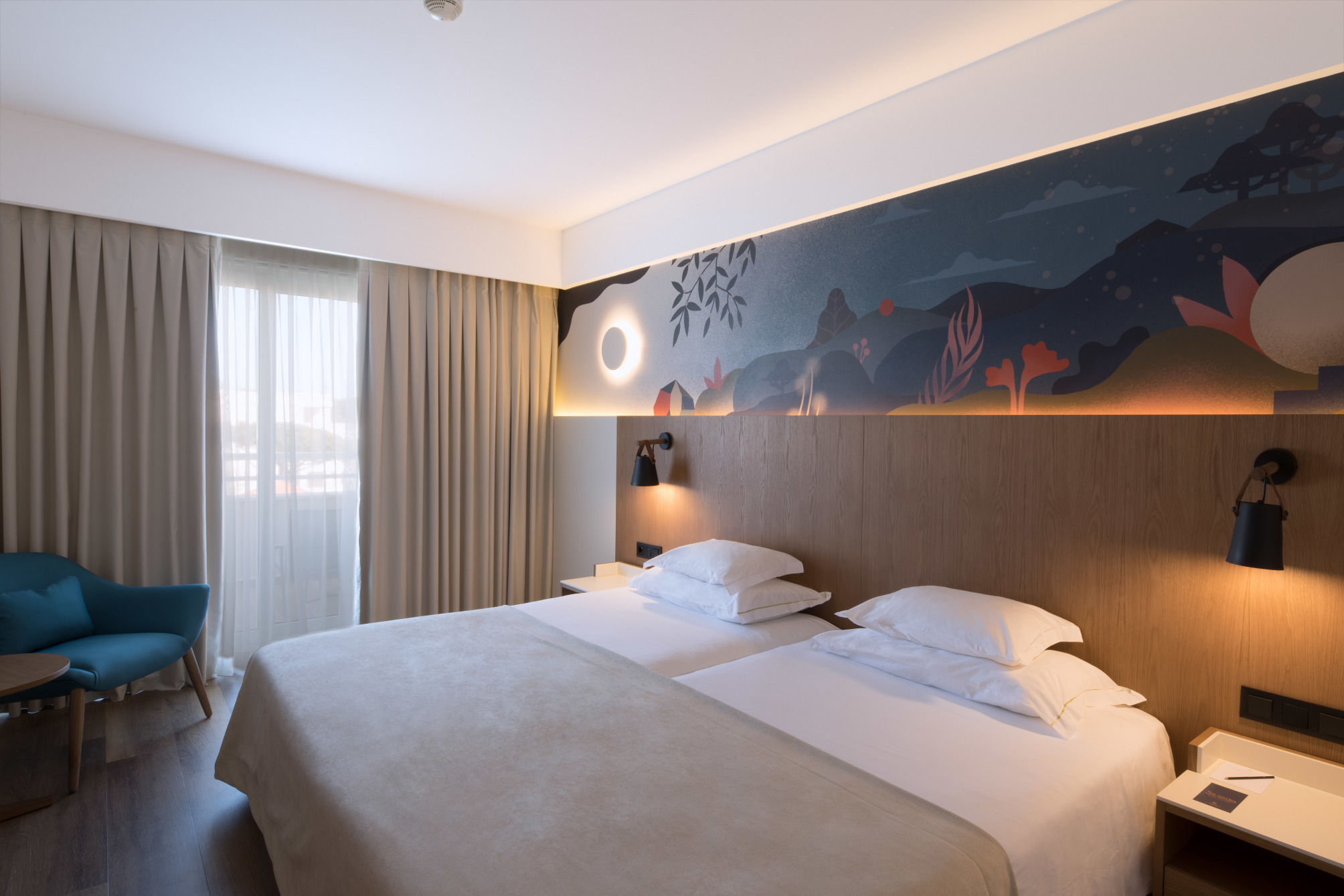 Superior dreibettzimmer mit balkon
