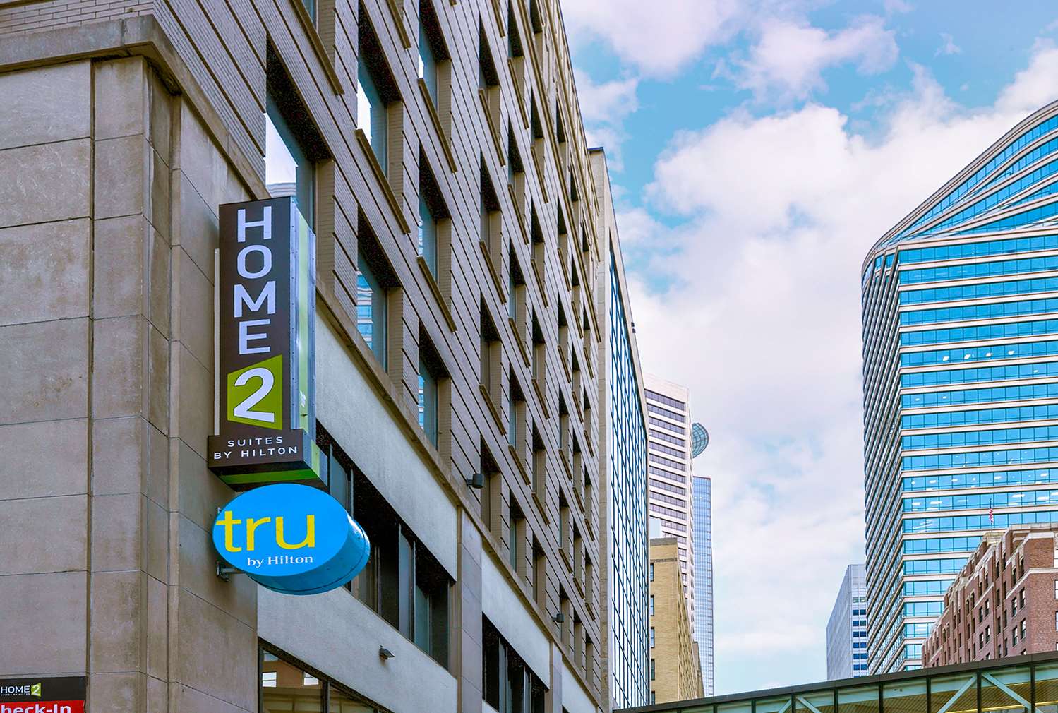 Home2 Suites by Hilton Minneapolis Downtown 1