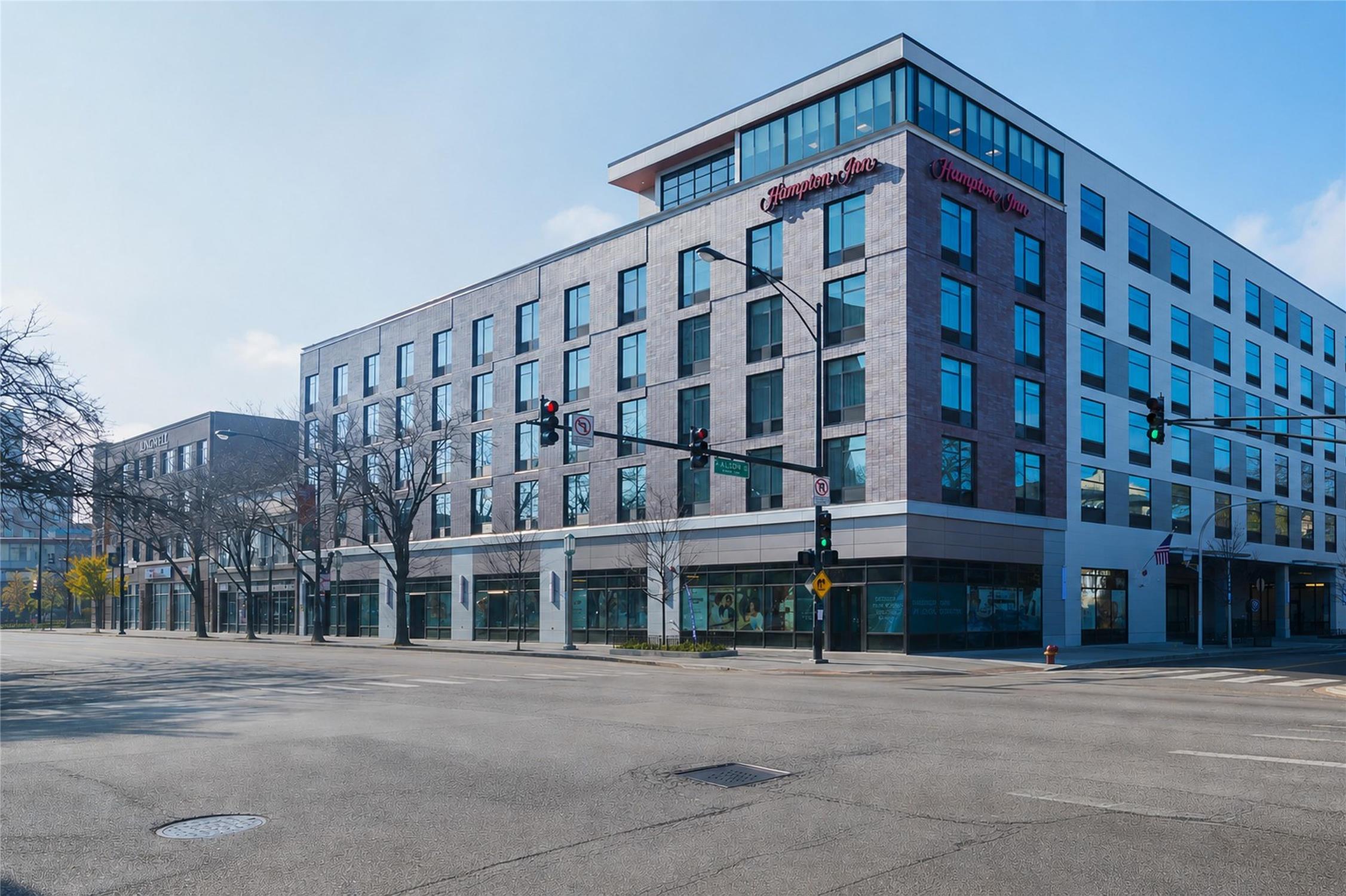 Hampton Inn Chicago North/Loyola Station, IL 1