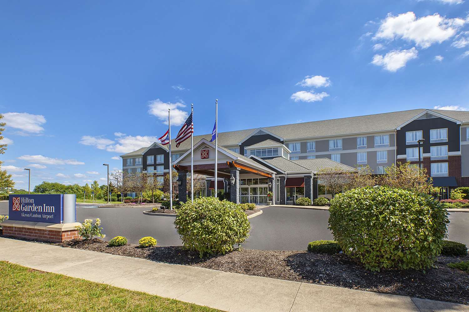 Hilton Garden Inn Akron-Canton Airport 1