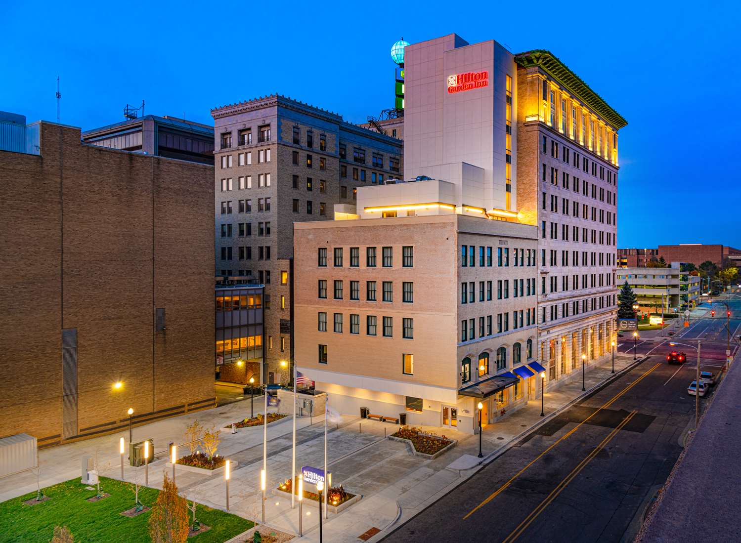 Hilton Garden Inn Flint Downtown 1