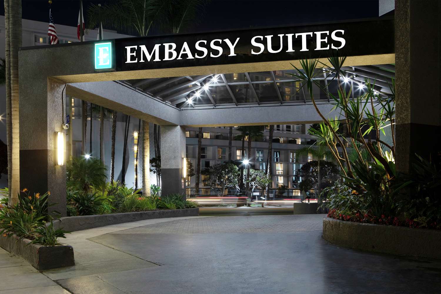 Embassy Suites by Hilton Los Angeles-Intl Airport North 2