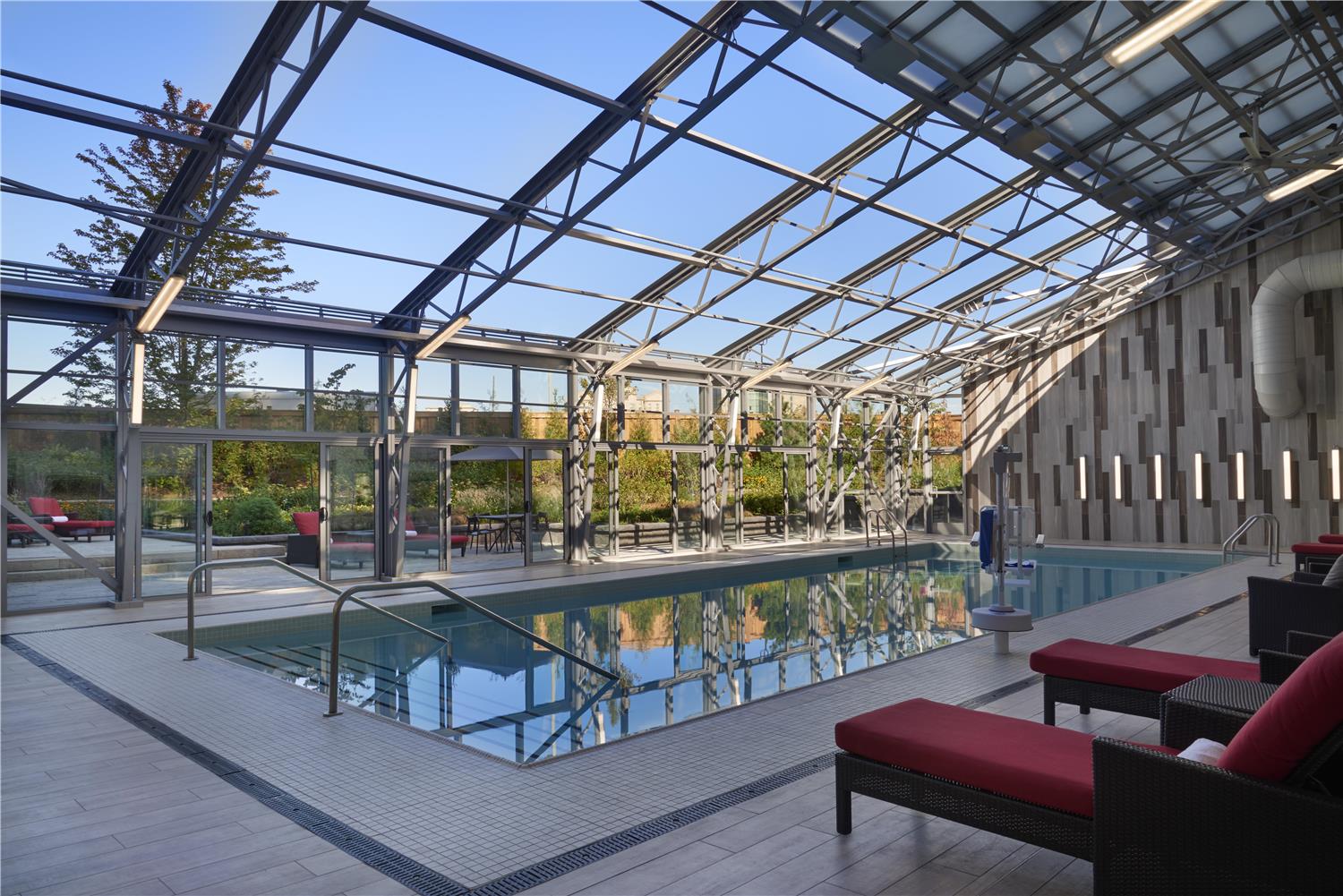 Hilton Toronto Airport Hotel & Suites 1
