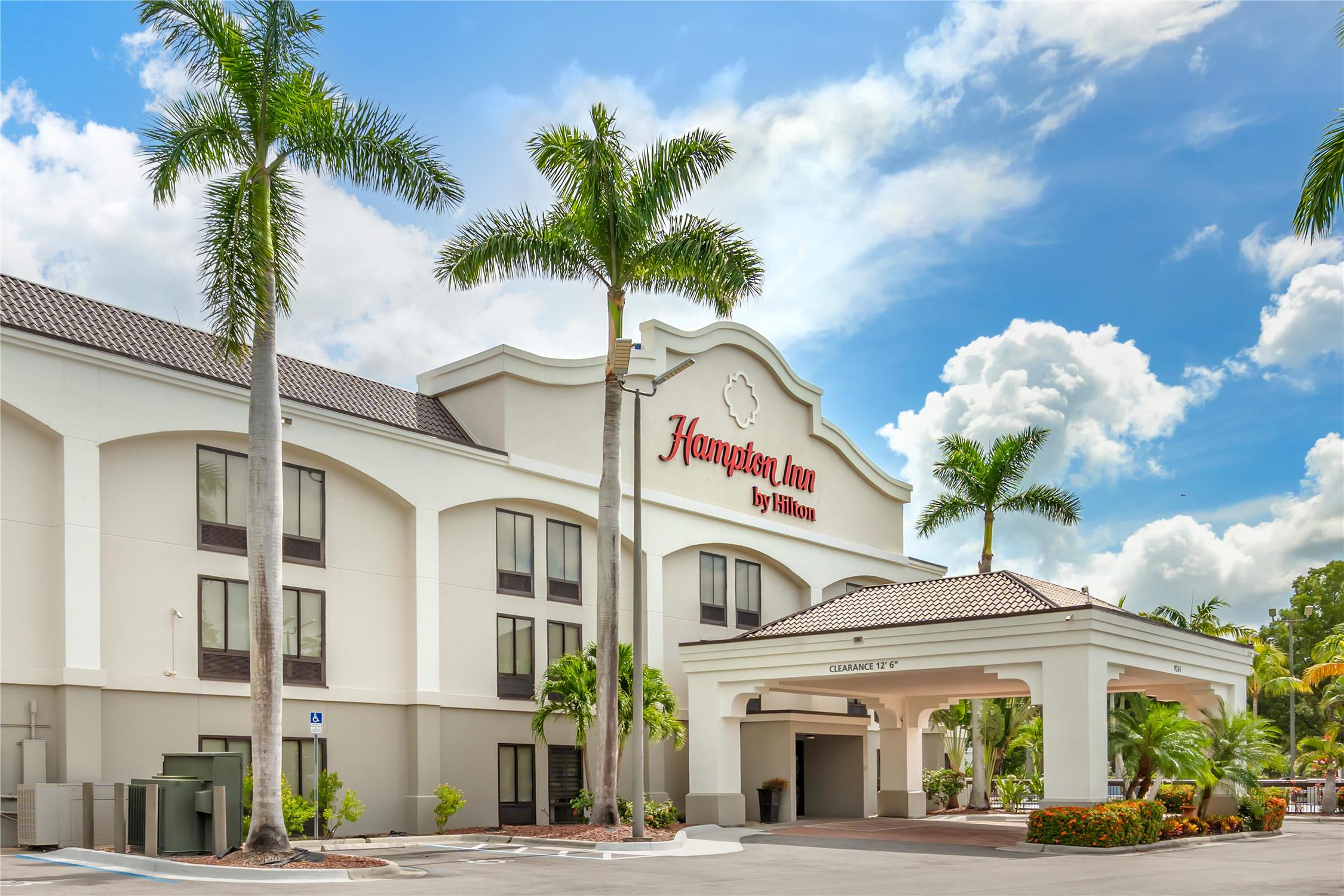 Hampton Inn Ft. Myers-Airport I-75 1