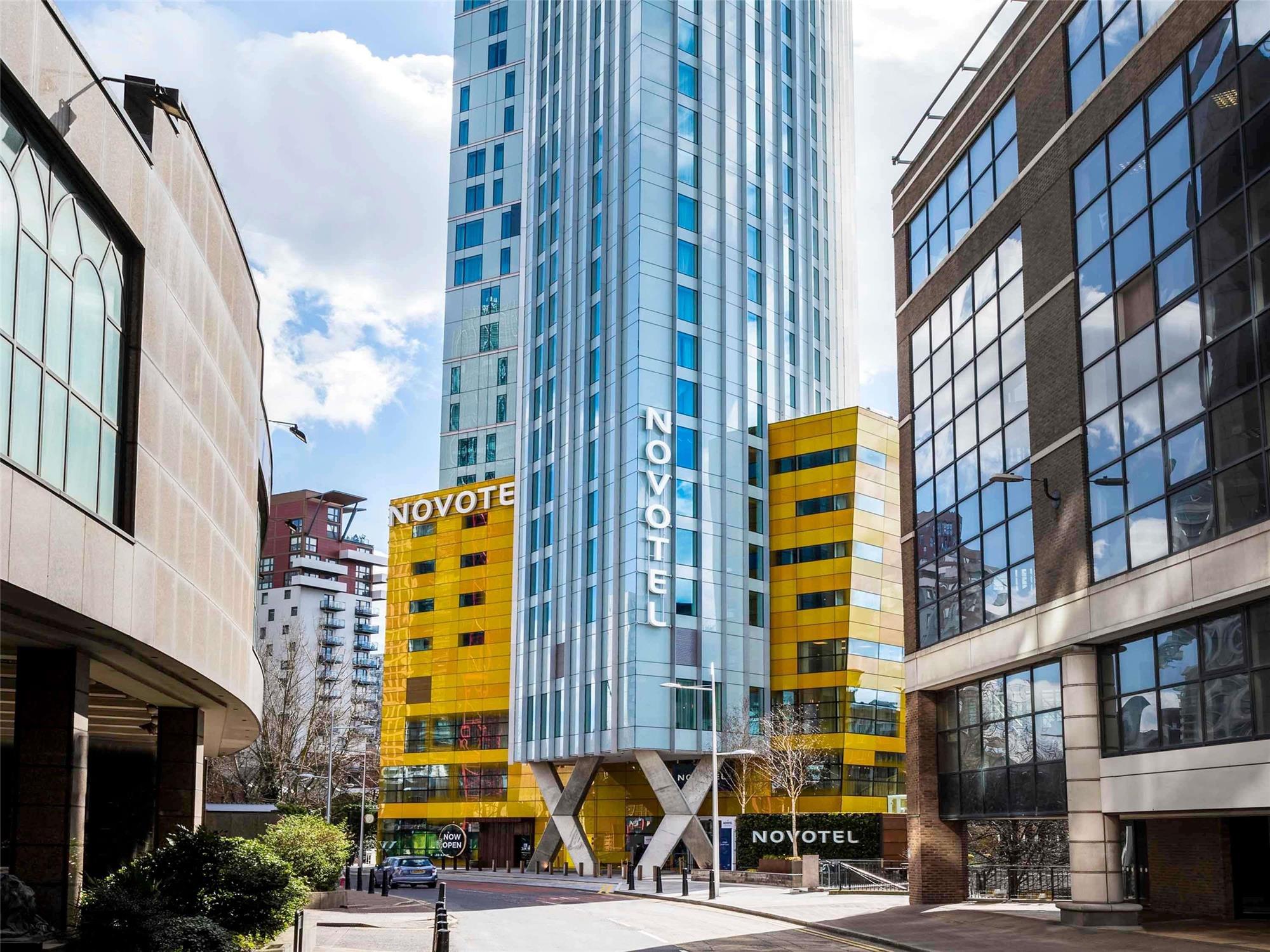 Novotel London Canary Wharf 1