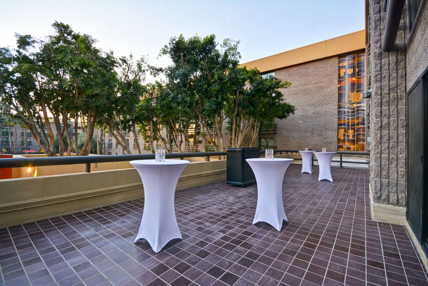 DoubleTree by Hilton Phoenix North 2