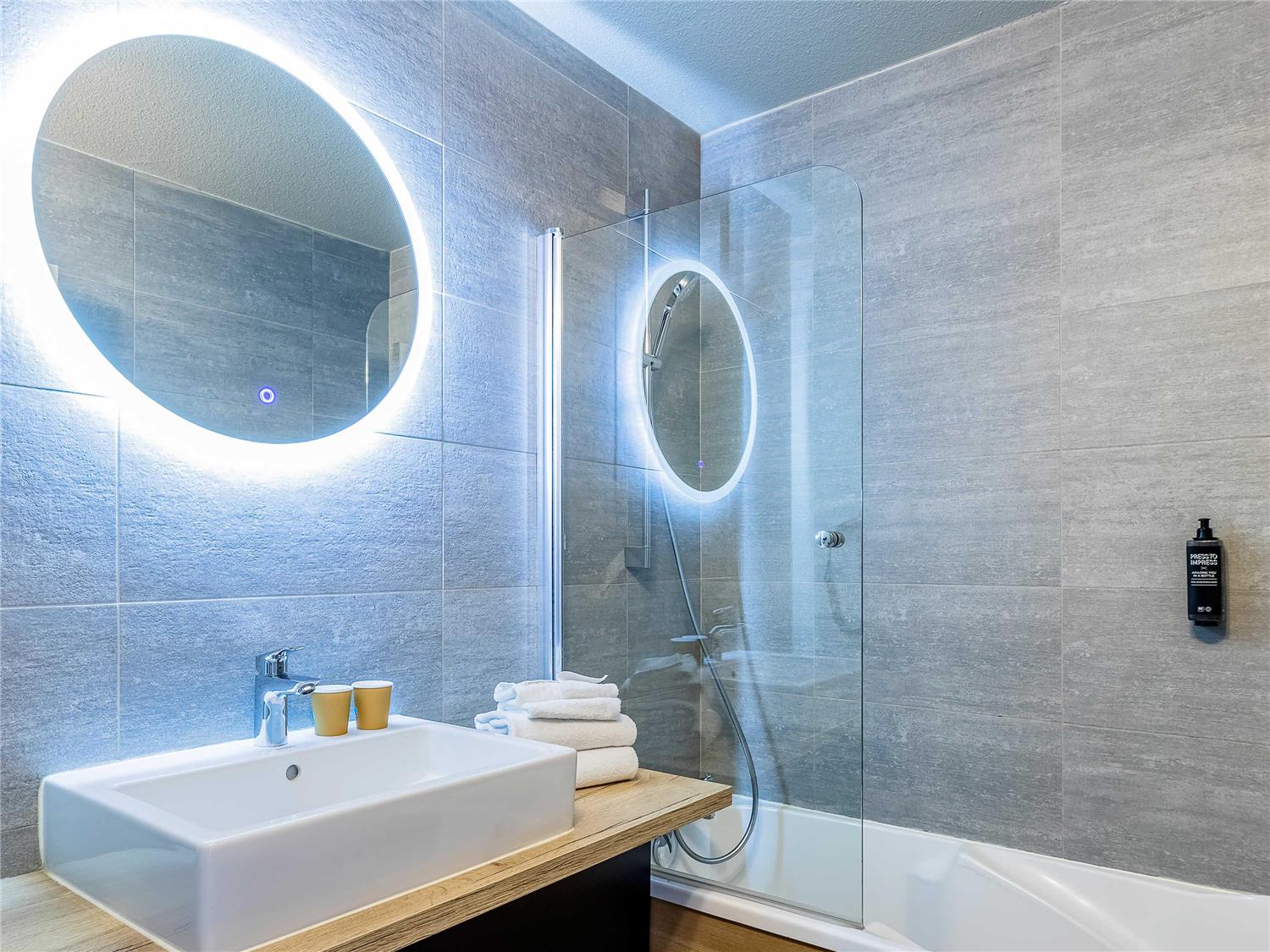 Ibis Styles Crolles Grenoble A41 1