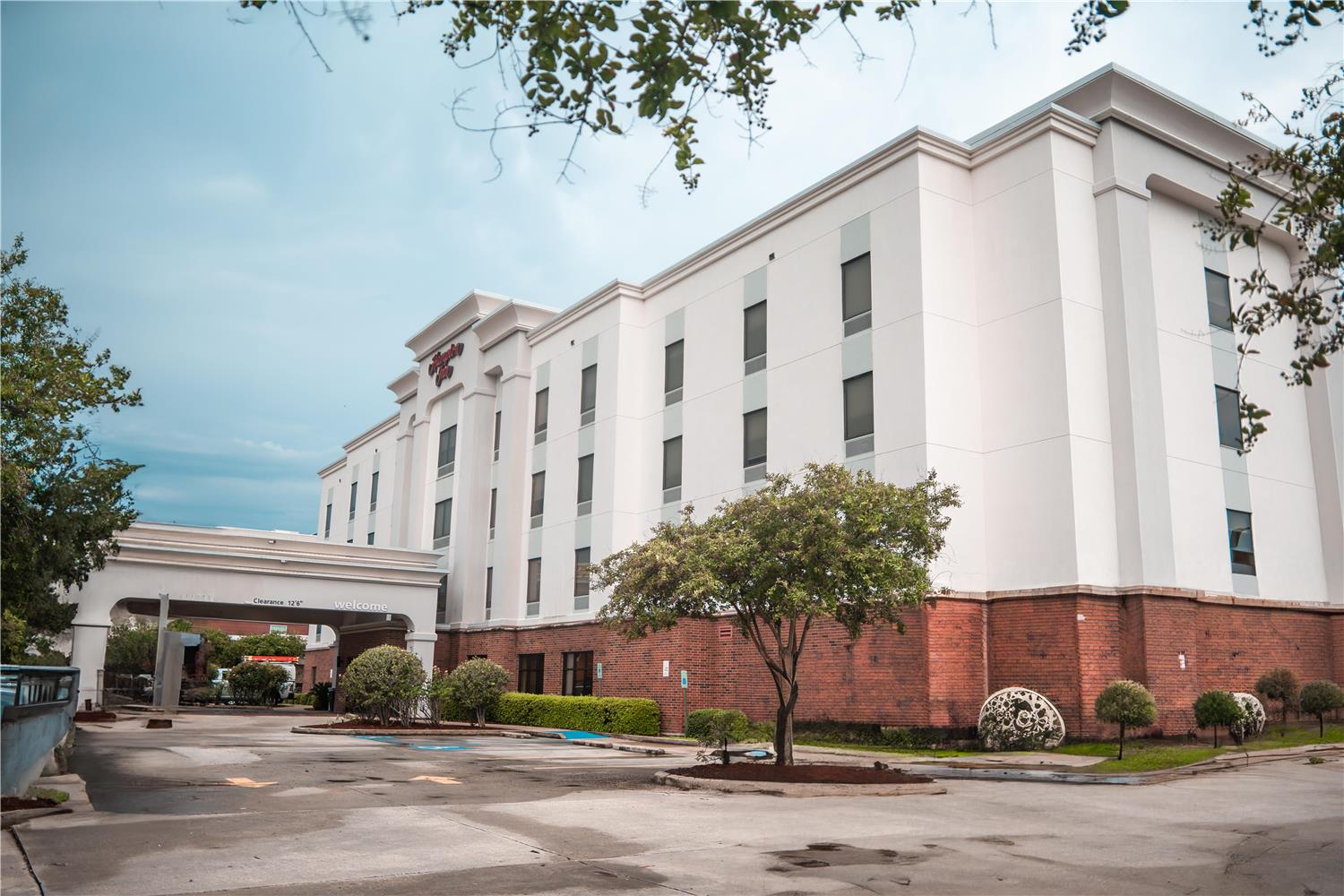 Hampton Inn Gonzales 1