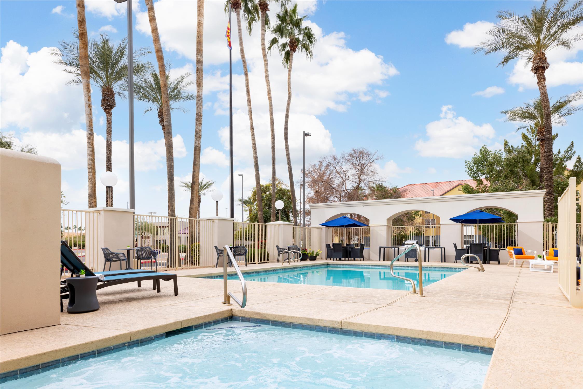 Hampton Inn Phoenix/Chandler 1