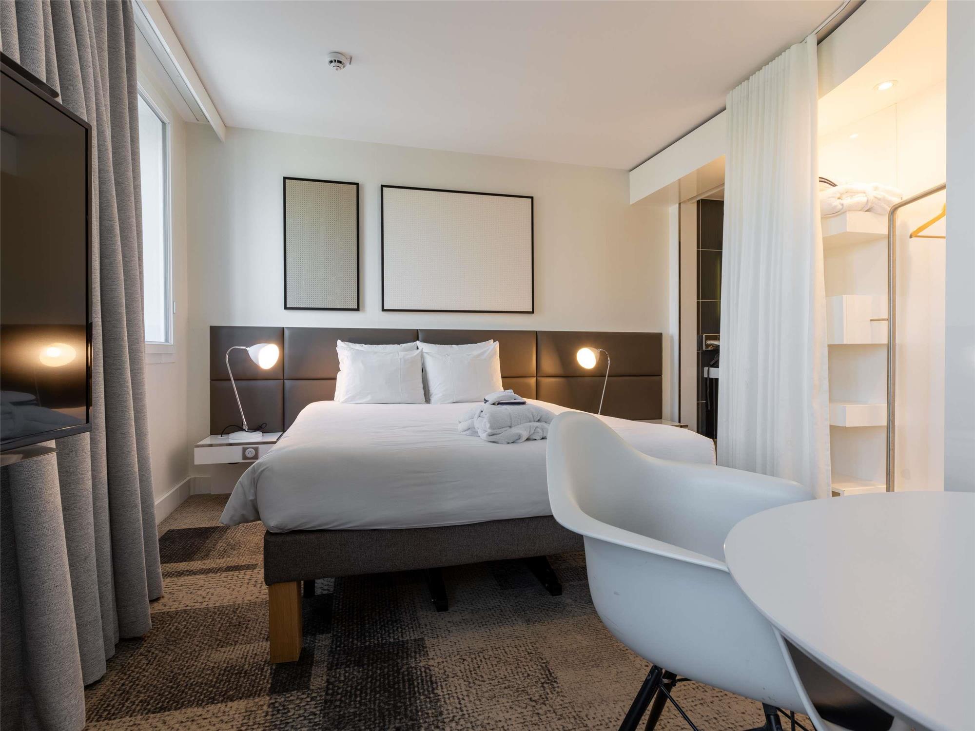 Suite, superior
