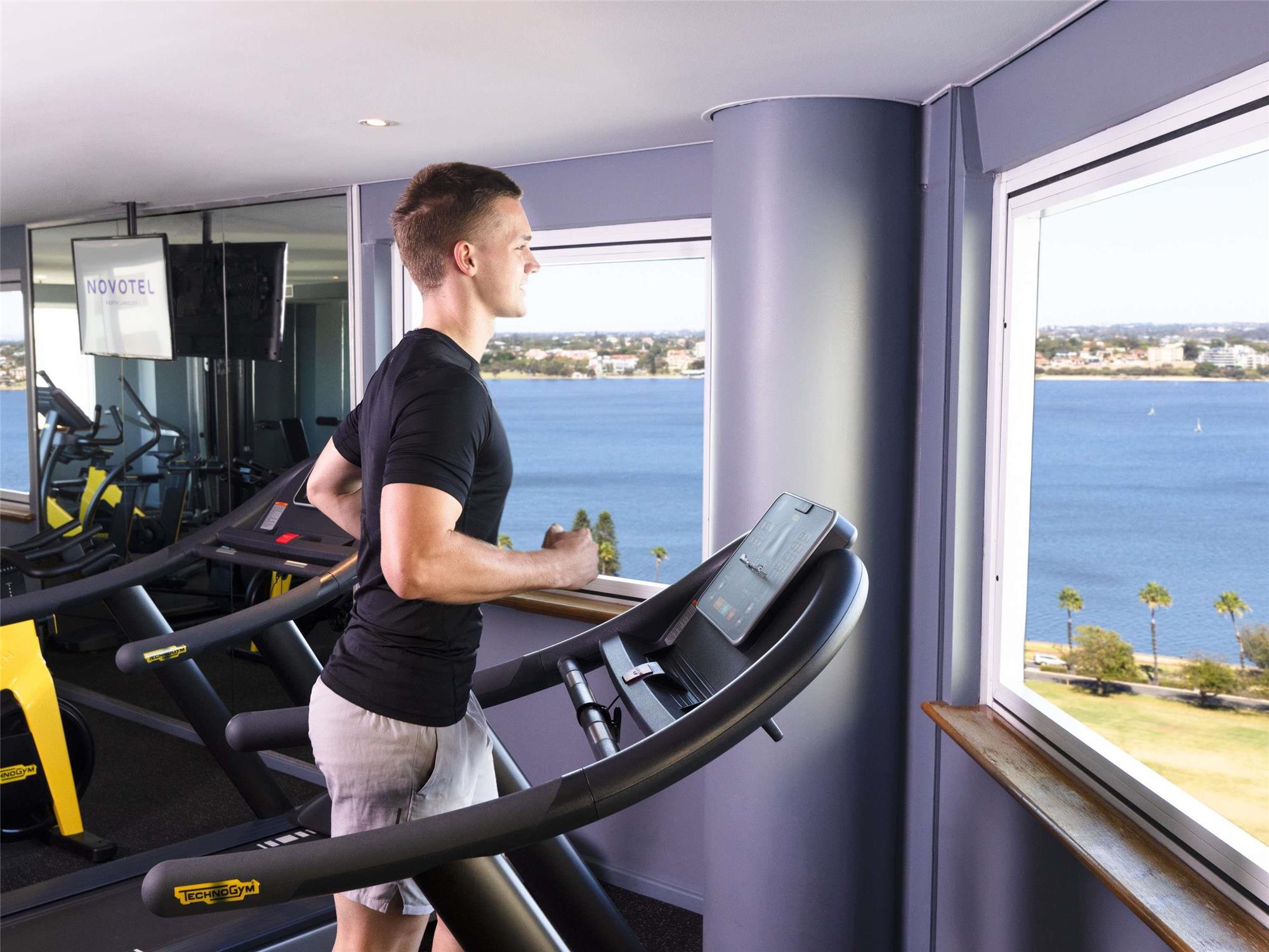 Novotel Perth Langley 2