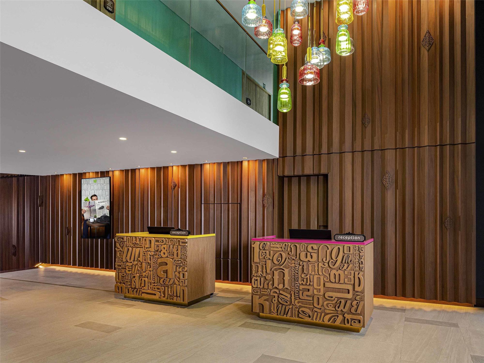 ibis Styles Bangkok Silom 2