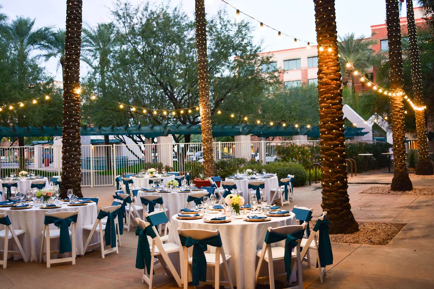 Hilton Garden Inn Scottsdale Old Town 2