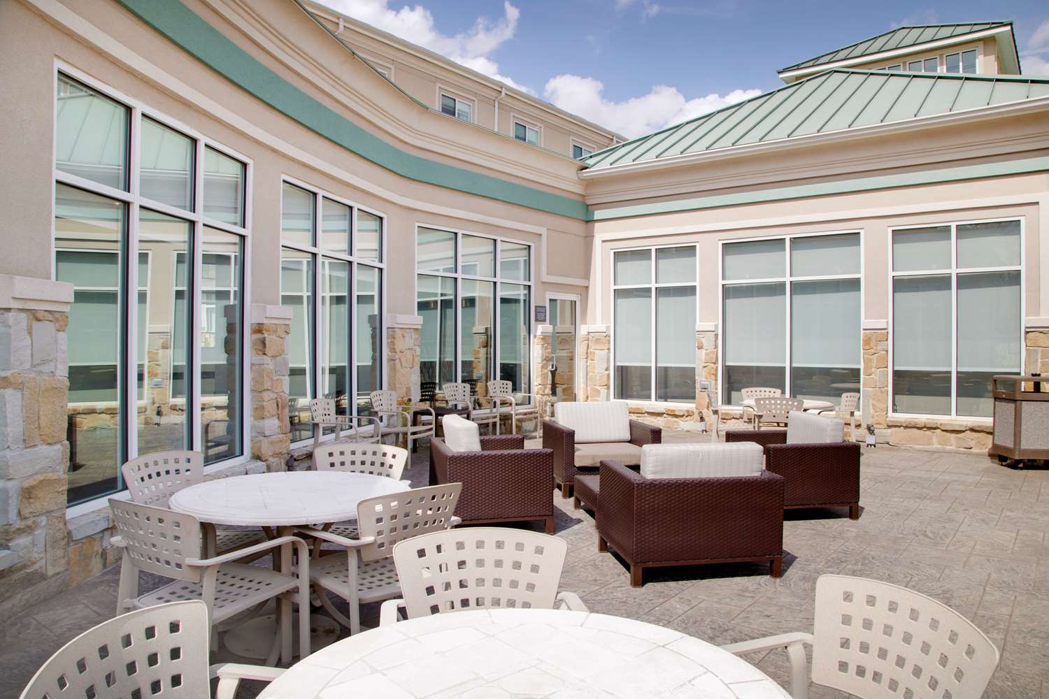 Hilton Garden Inn Tyler 2