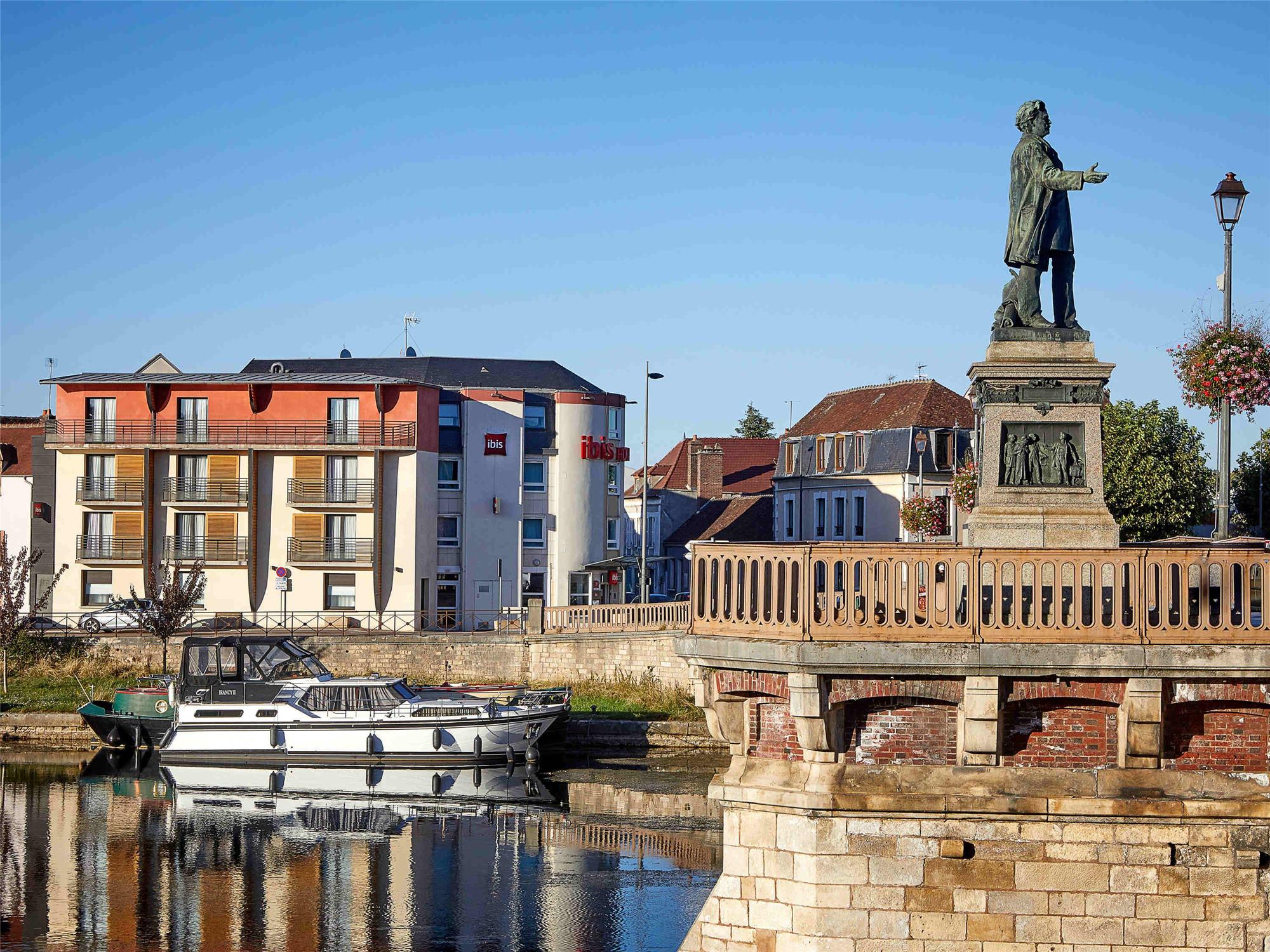 ibis Auxerre Centre 1