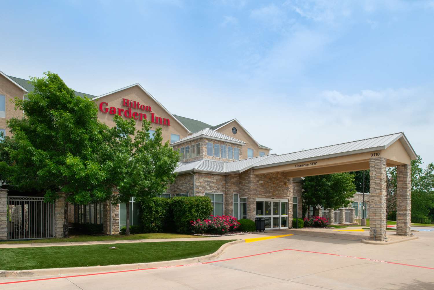 Hilton Garden Inn Denton 1