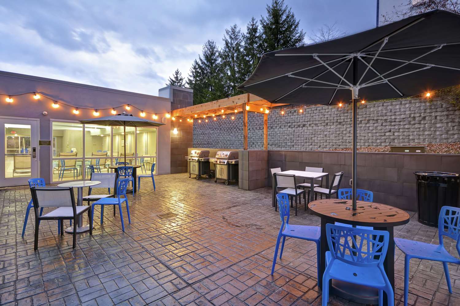 Home2 Suites By Hilton Grand Rapids North 2