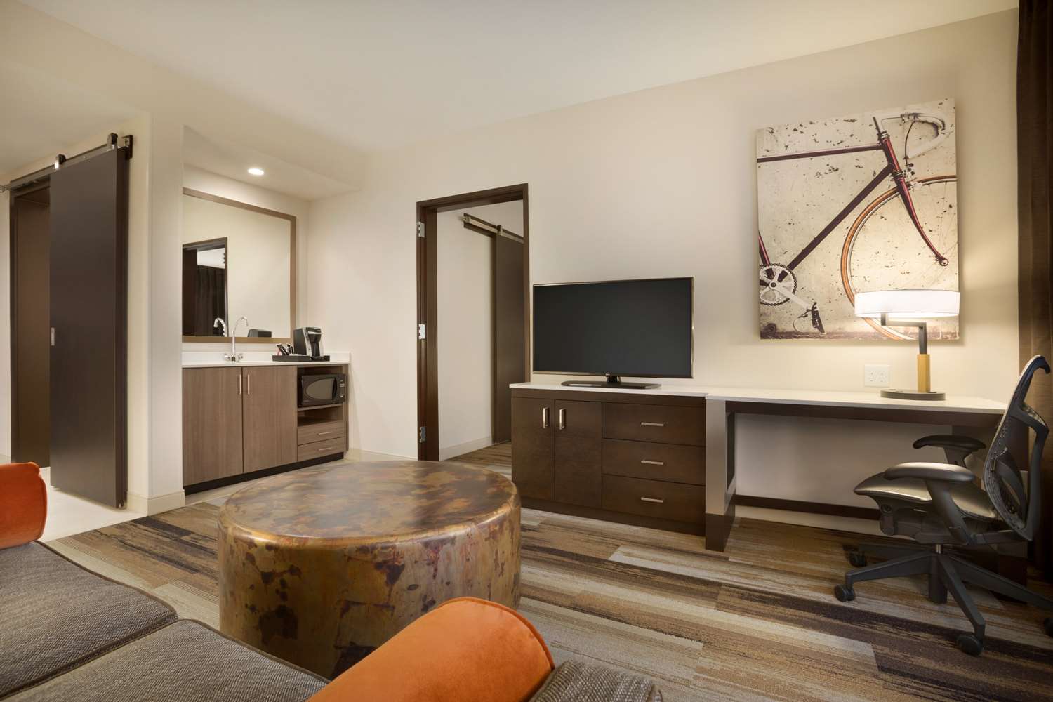 1 bedroom suite