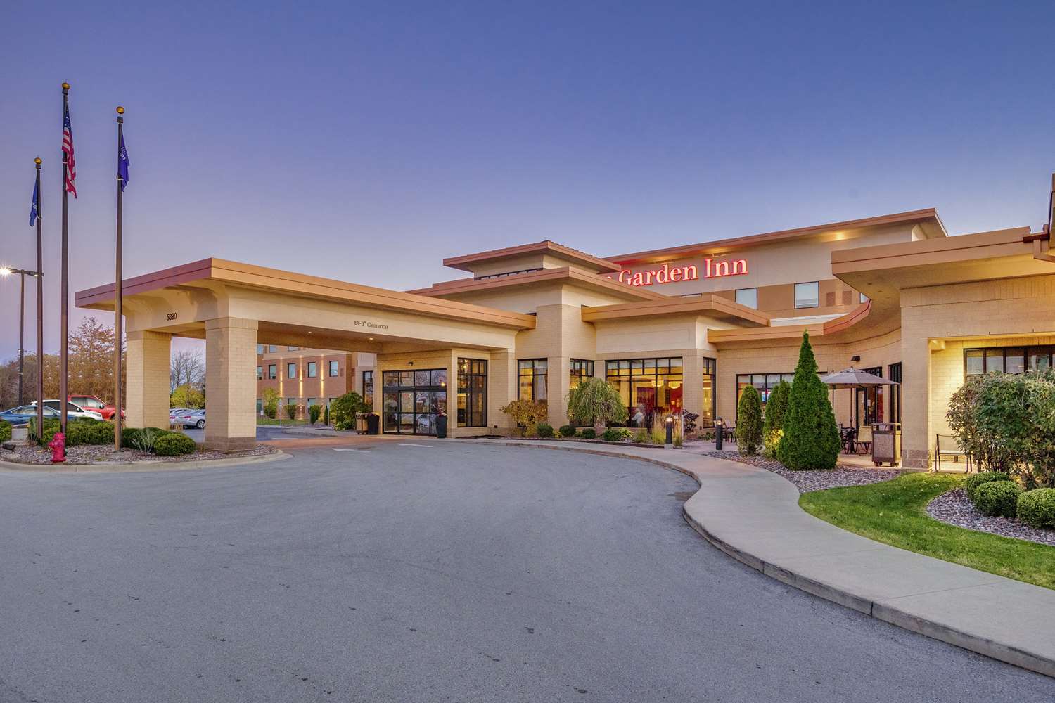 Hilton Garden Inn Milwaukee Airport 1