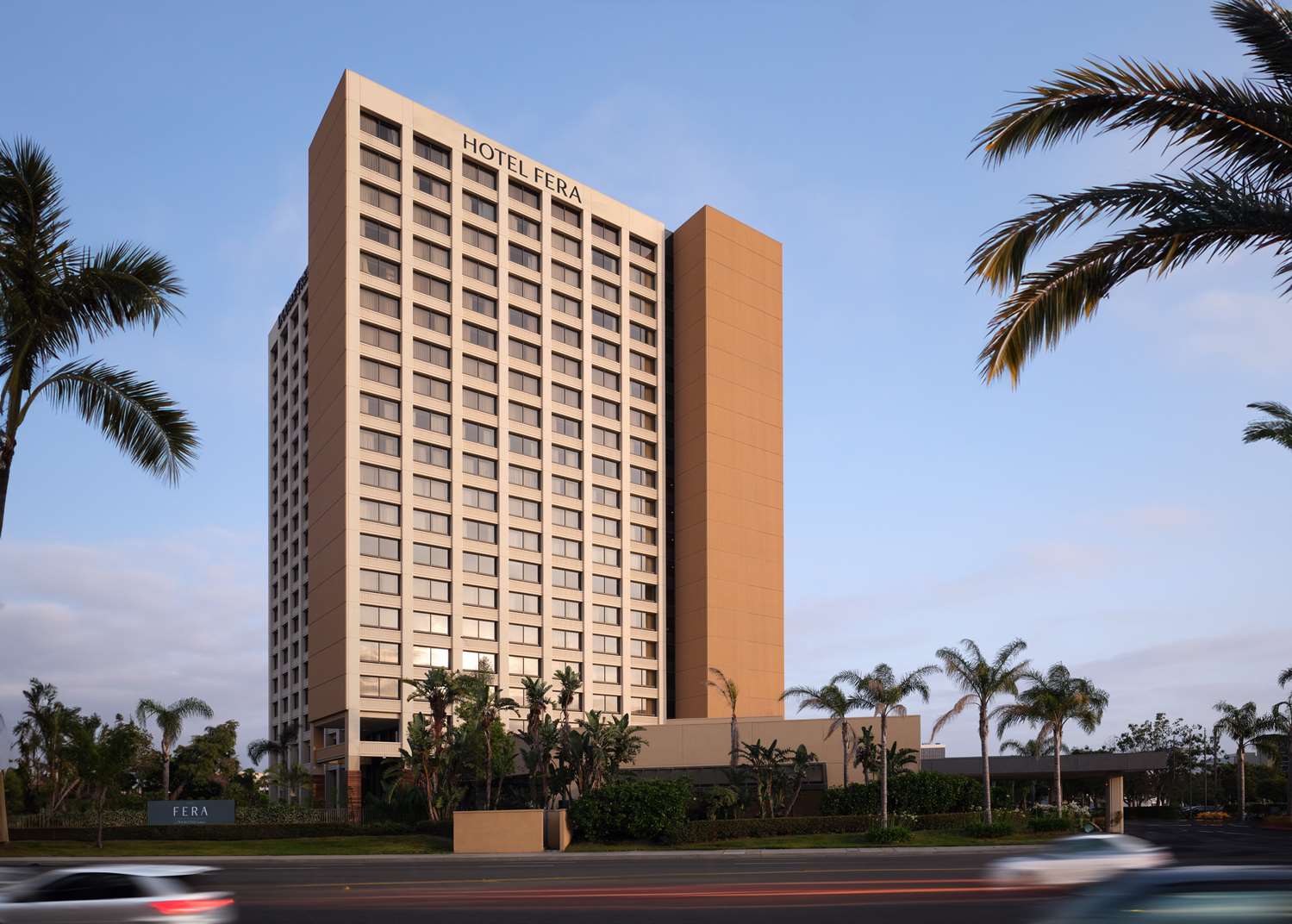 Hotel Fera Anaheim, a DoubleTree by Hilton 2