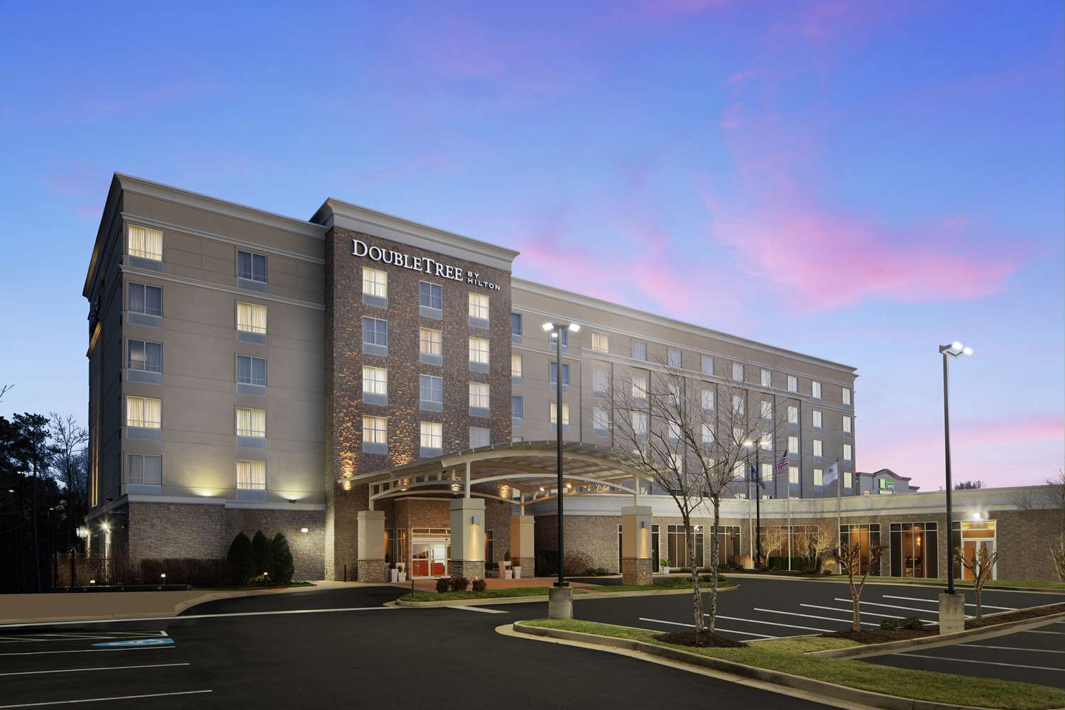 DoubleTree by Hilton Richmond Airport 1