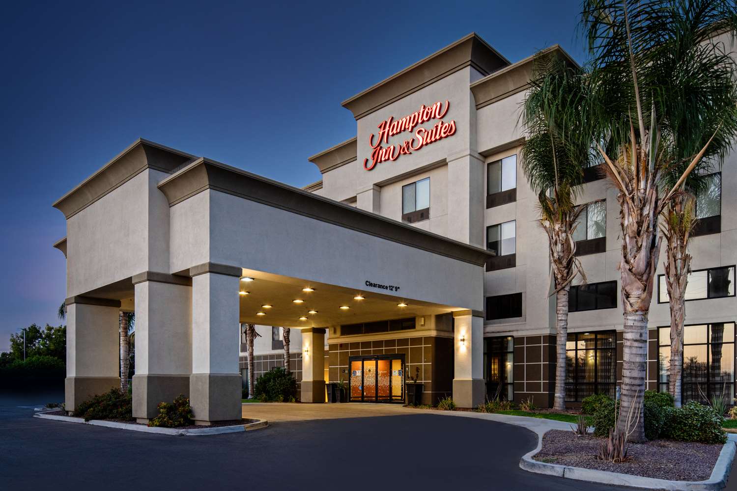 Hampton Inn & Suites Bakersfield/Hwy 58, CA 2