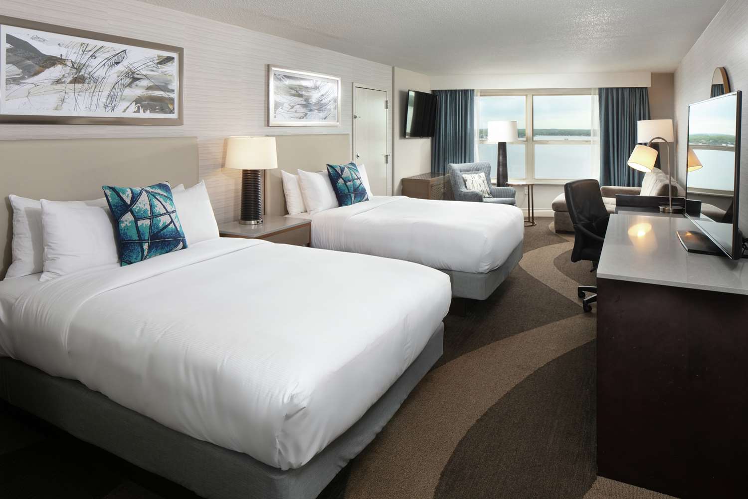 Deluxe Room with Lake View