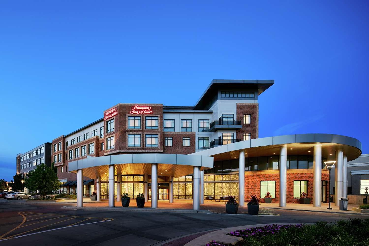 Hampton Inn & Suites Chicago/Mt. Prospect 2