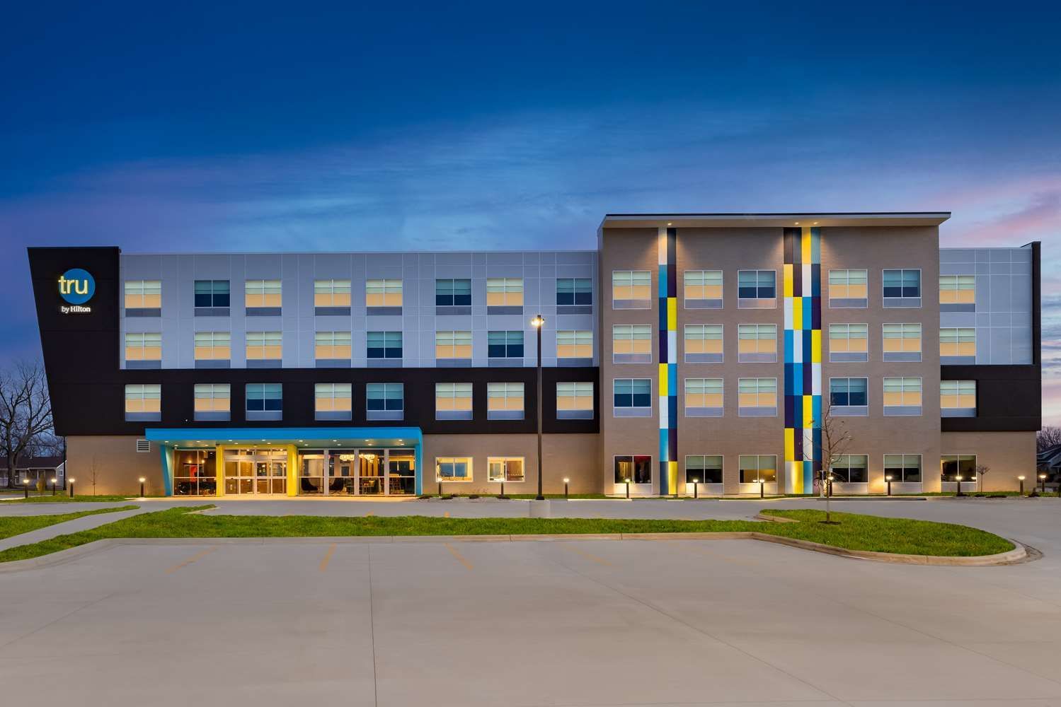 Tru By Hilton Oshkosh 1