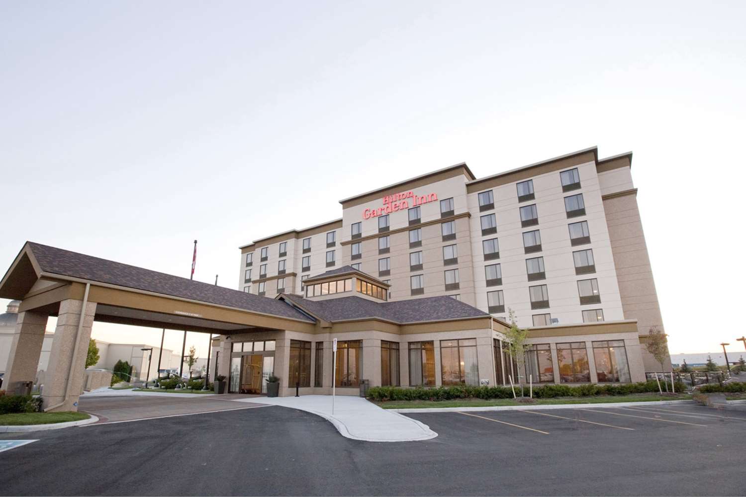 Hilton Garden Inn Toronto/Brampton 2
