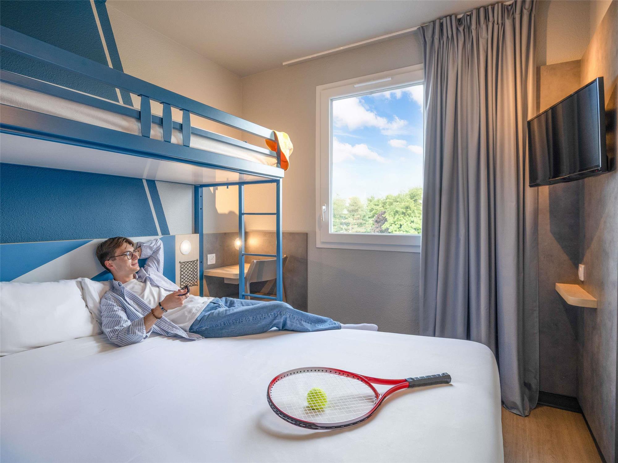 ibis budget Orly Chevilly Tram 7 1