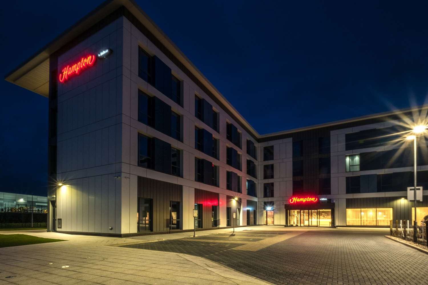 Hampton by Hilton Aberdeen Airport 2