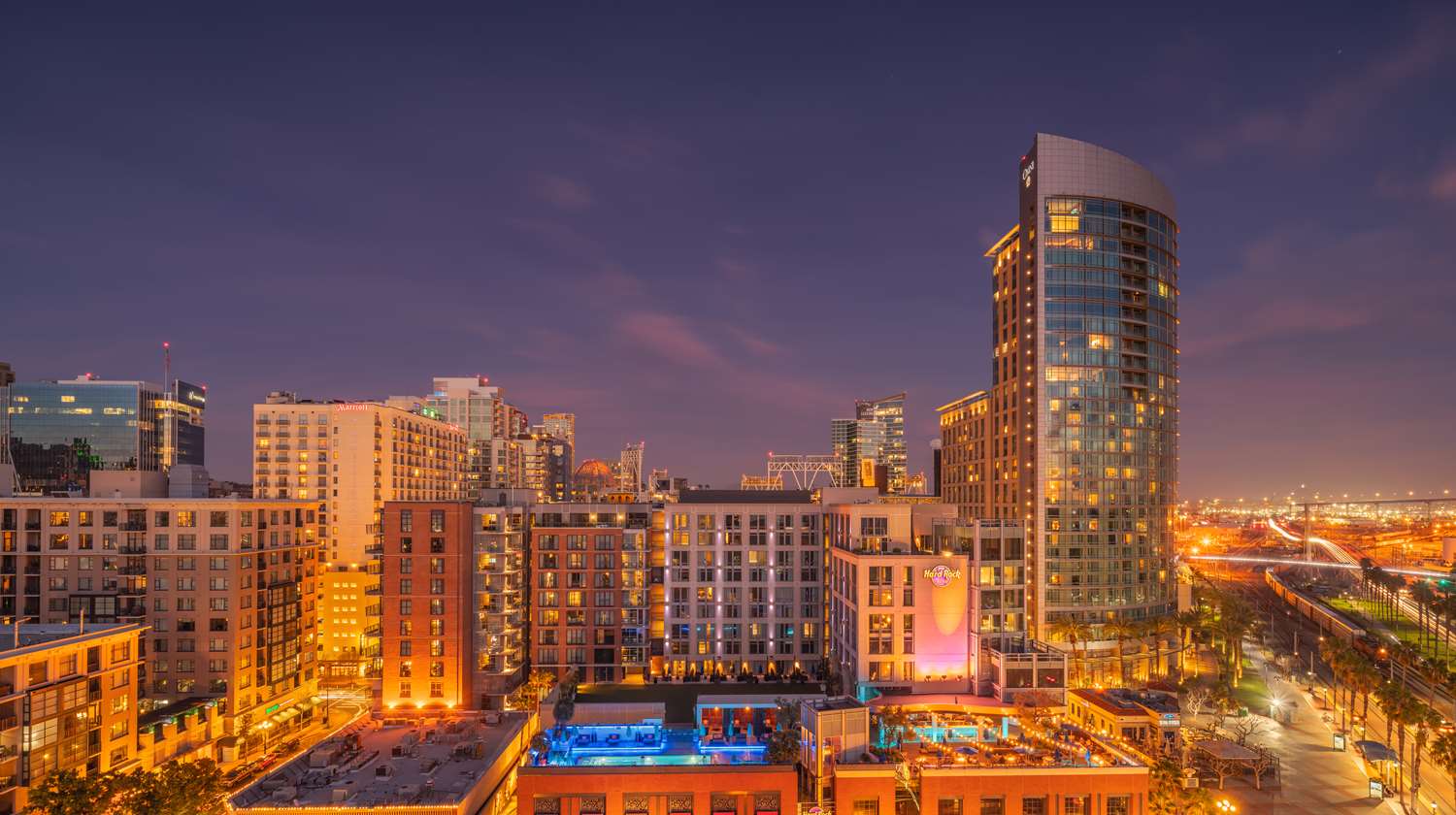 Hilton San Diego Gaslamp Quarter 2