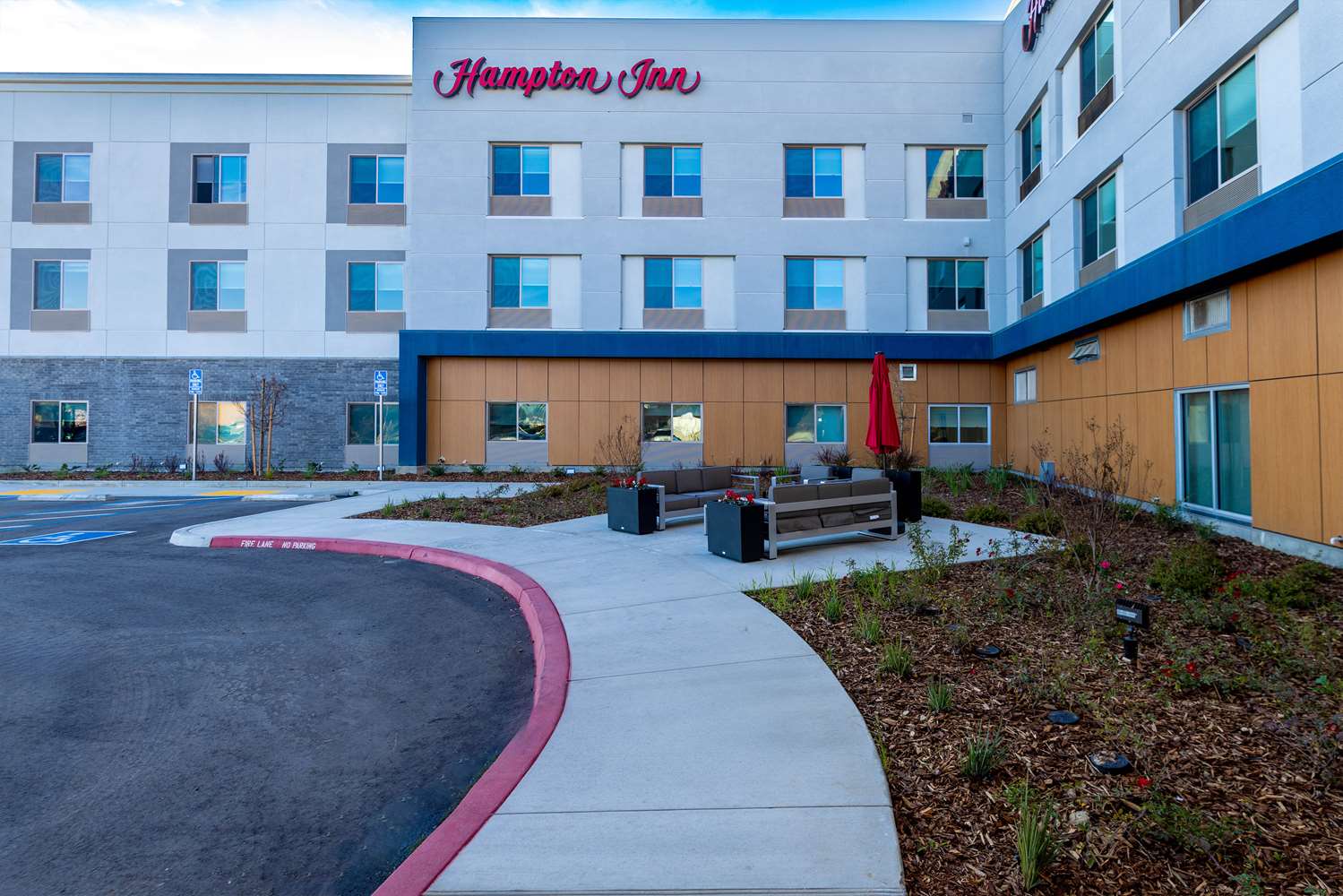 Hampton Inn Selma, Ca 1
