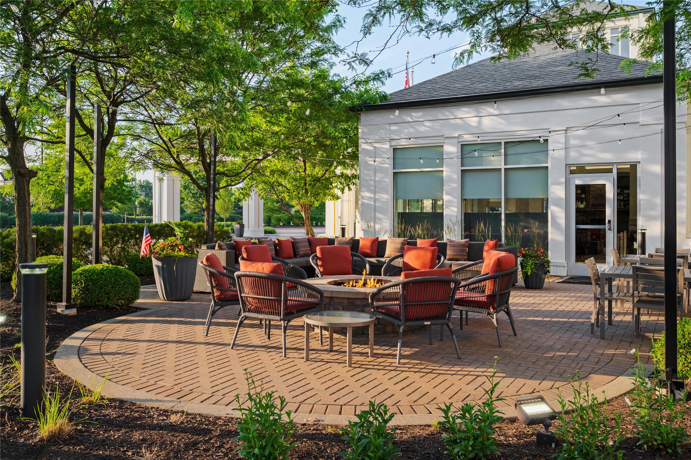 Hilton Garden Inn Indianapolis/Carmel 2