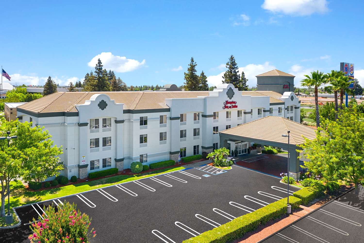 Hampton Inn & Suites Modesto-Salida 1