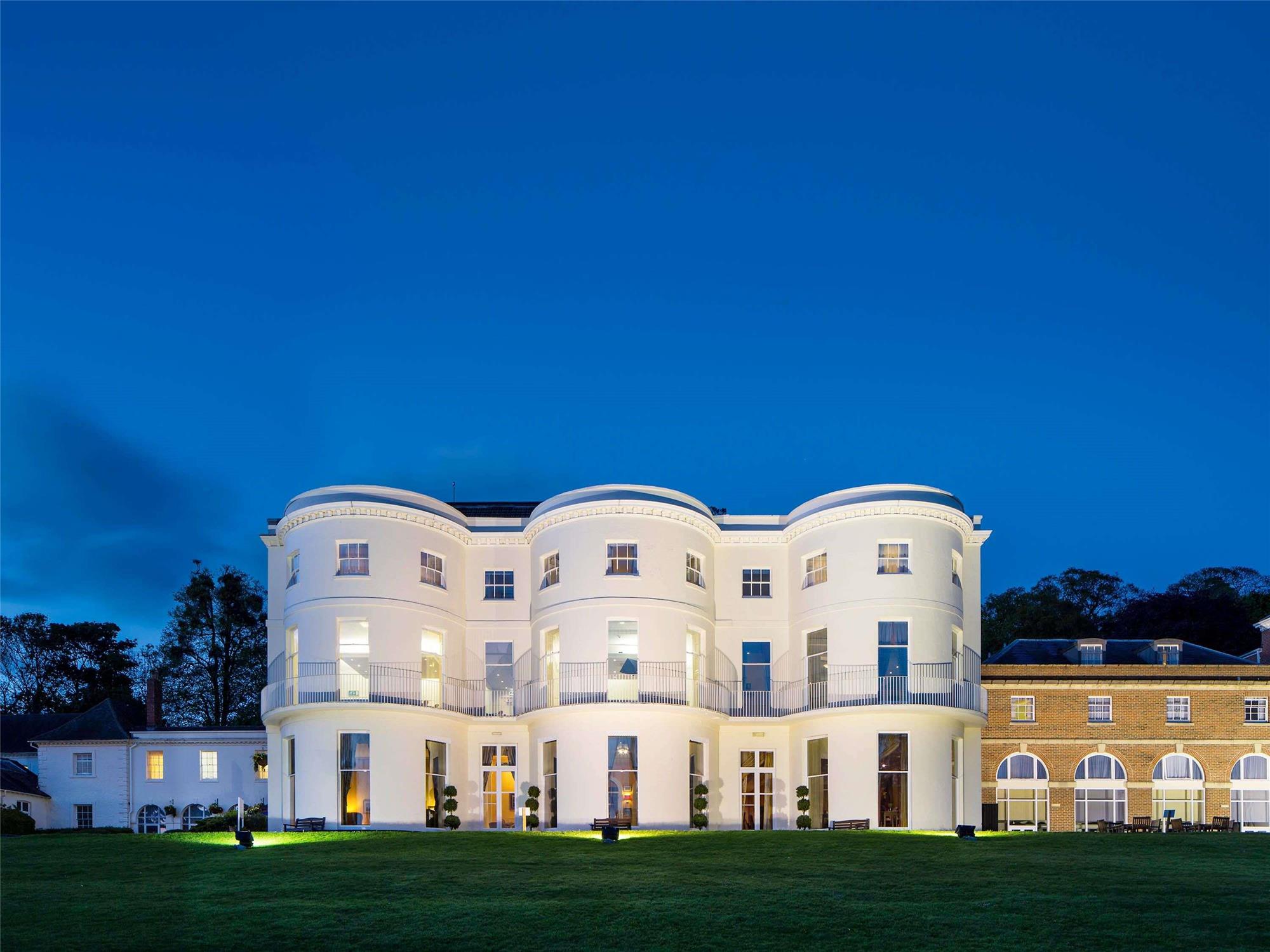 Mercure Gloucester Bowden Hall Hotel 2