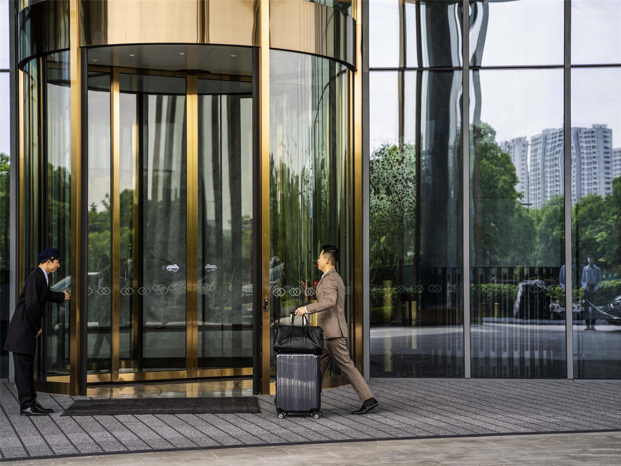 Sofitel Hangzhou Yingguan-Olympic Center Hotel 1