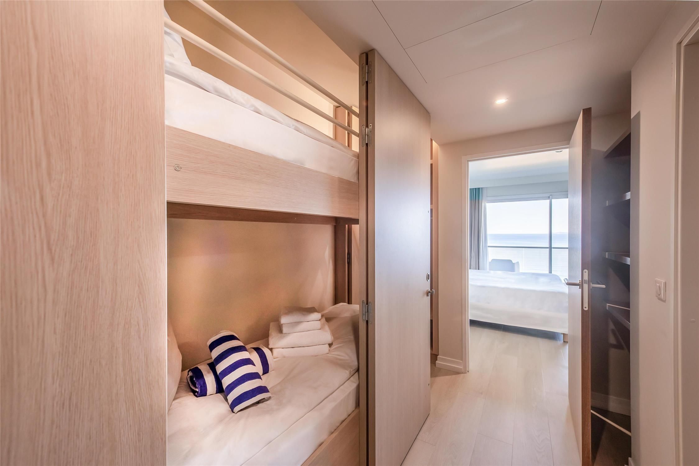 Familiare Camera con Balcone e Vista mare
