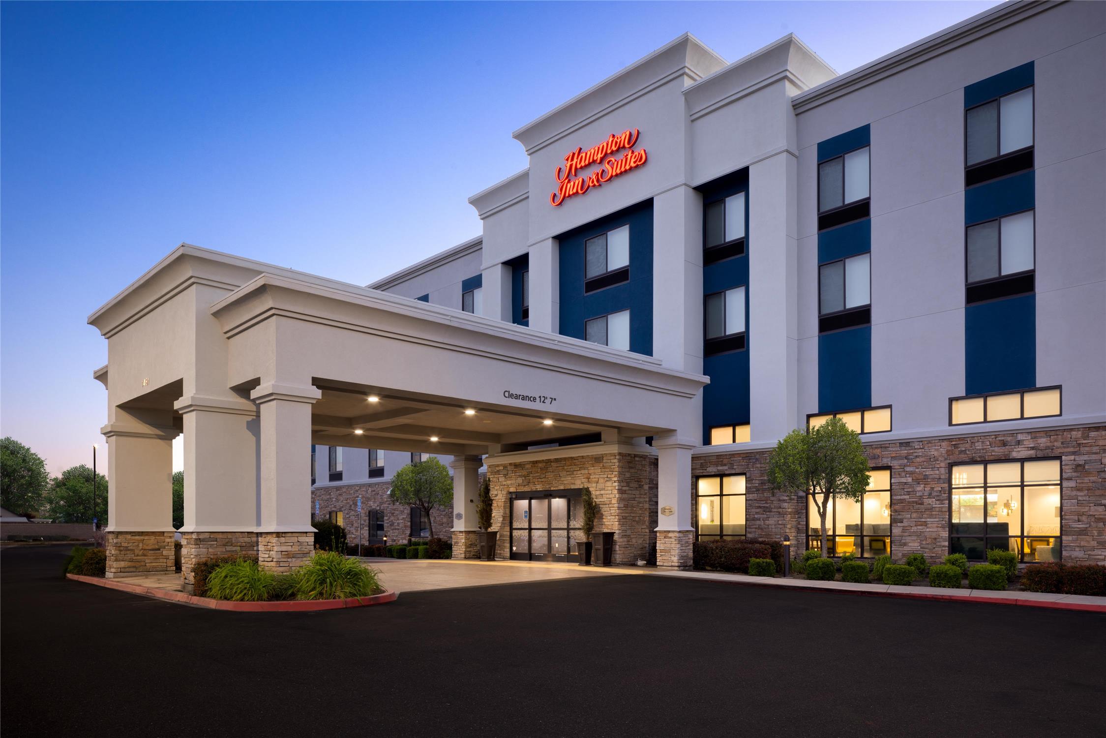 Hampton Inn & Suites Manteca 1
