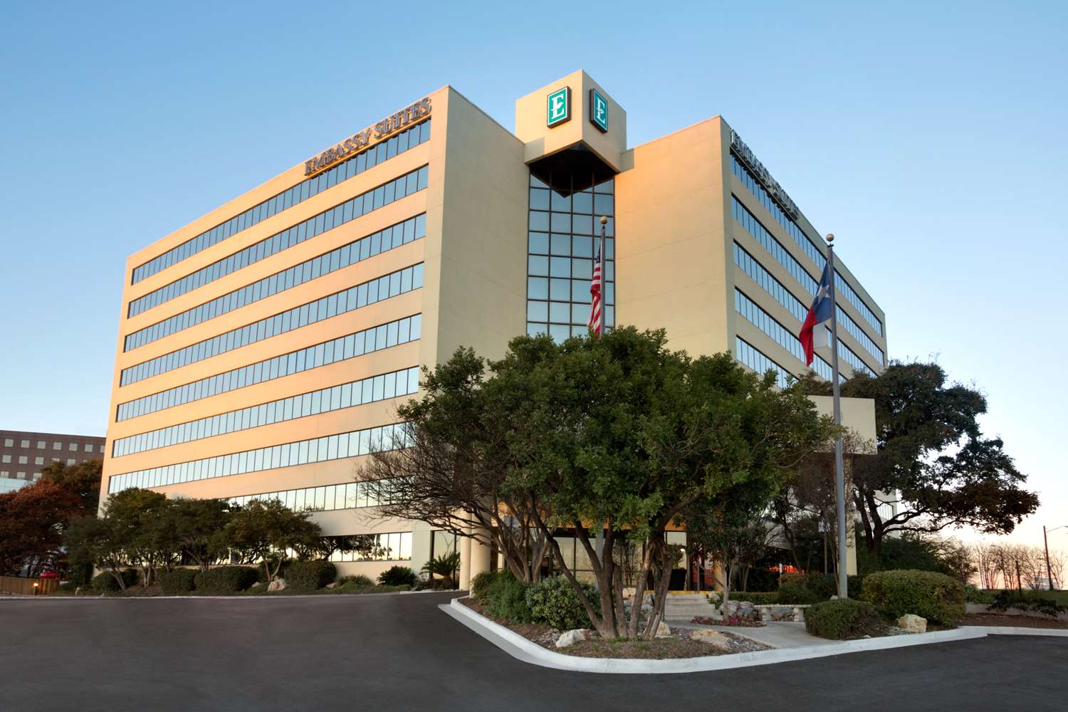 Embassy Suites San Antonio Airport 1