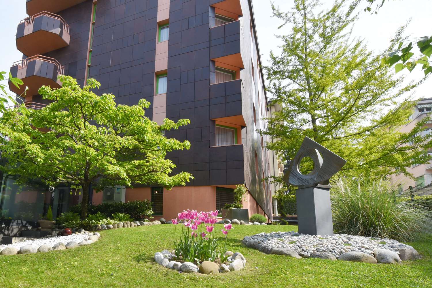 Tulip Inn Beaulieu Lausanne 2