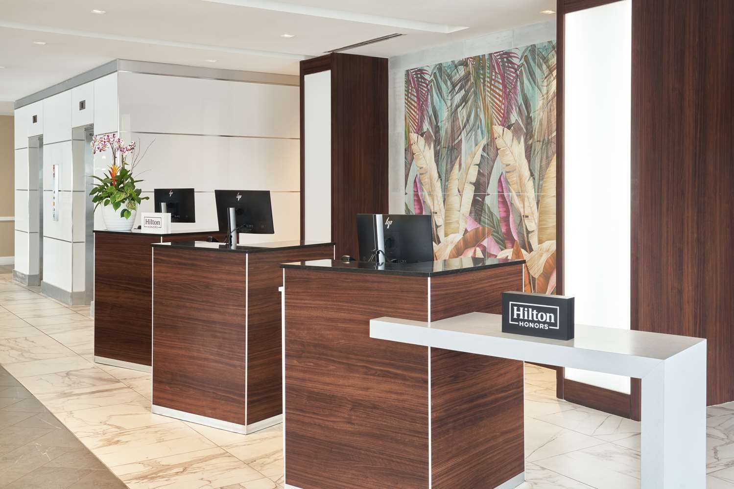 DoubleTree by Hilton Miami North I-95, FL 2
