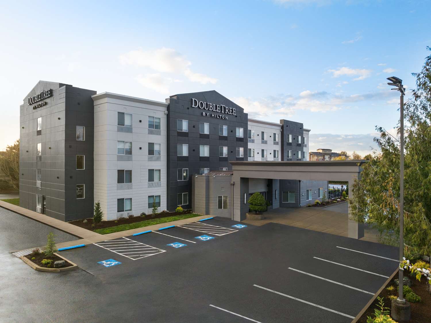 DoubleTree by Hilton Hotel Salem, Oregon 2