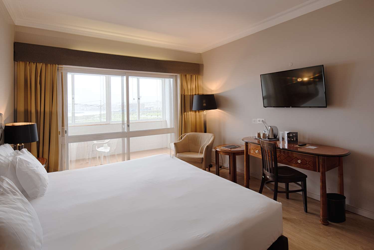 Golden Tulip Porto Gaia 2