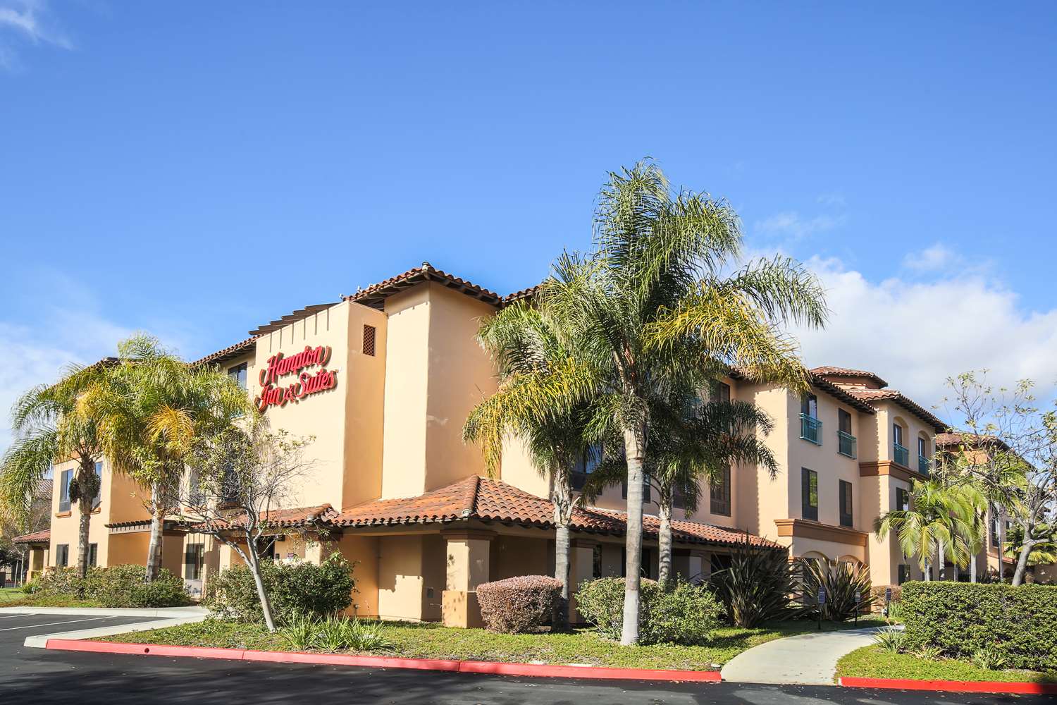 Hampton Inn & Suites Camarillo 2