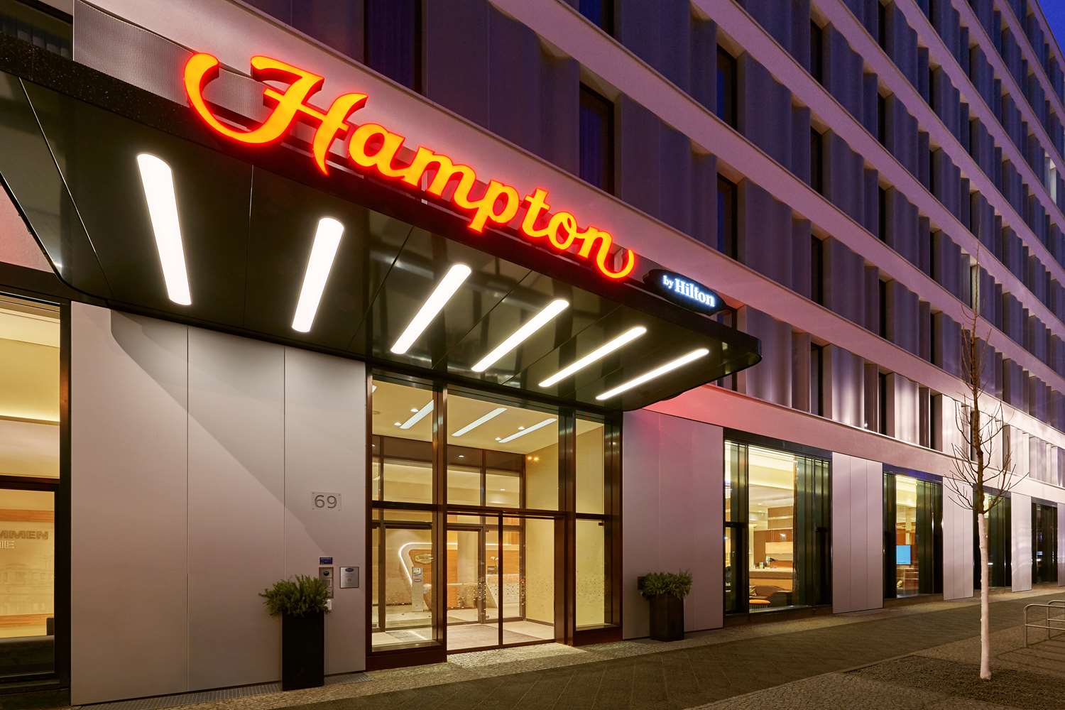 Hampton by Hilton Berlin City Centre Alexanderplatz 2